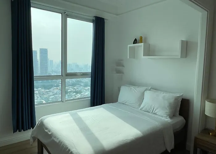 Manor 2 Luxury Free Roof Top Pool